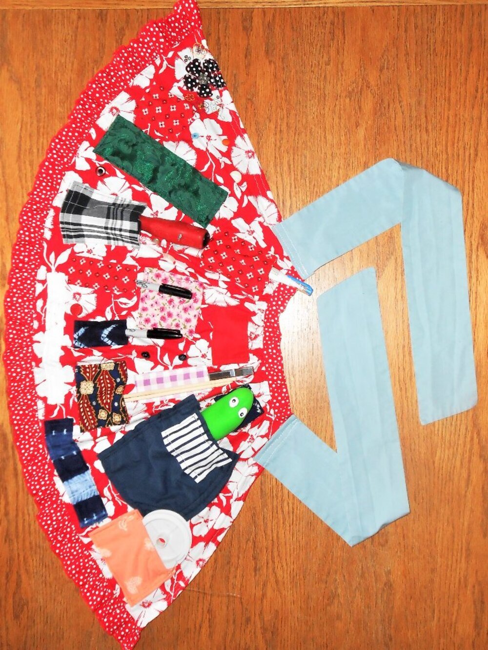 Handmade children's apron Blue and red
